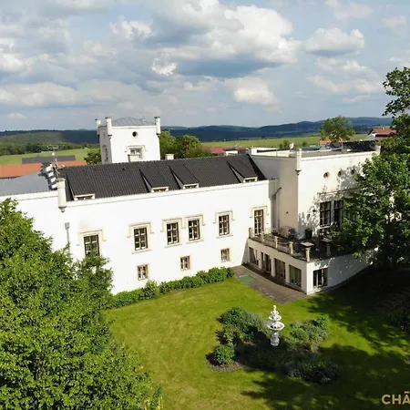 Zamek Trnova Hotell 4*